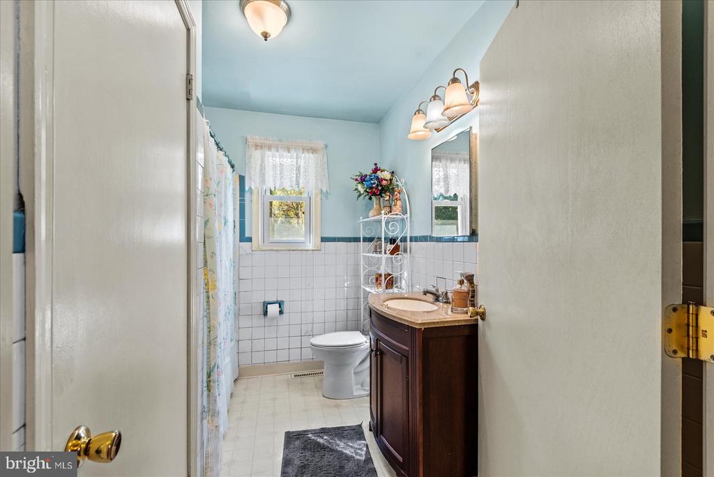 11062 CARLETON DRIVE