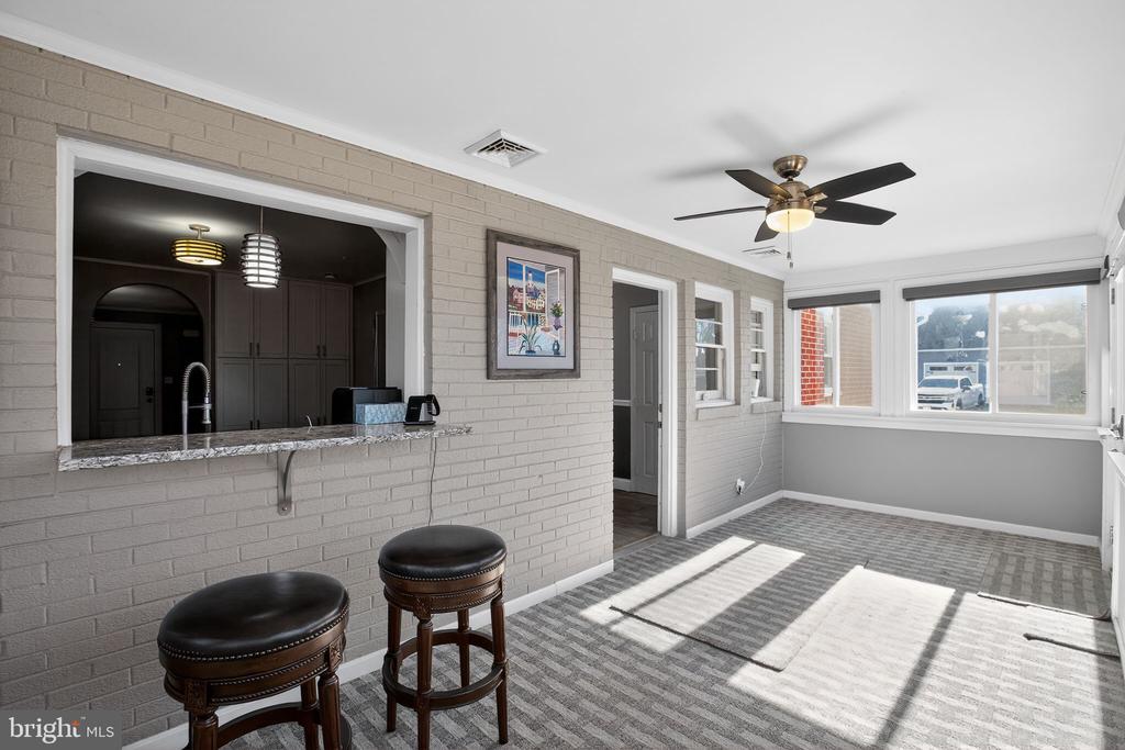 6228 POTOMAC DRIVE