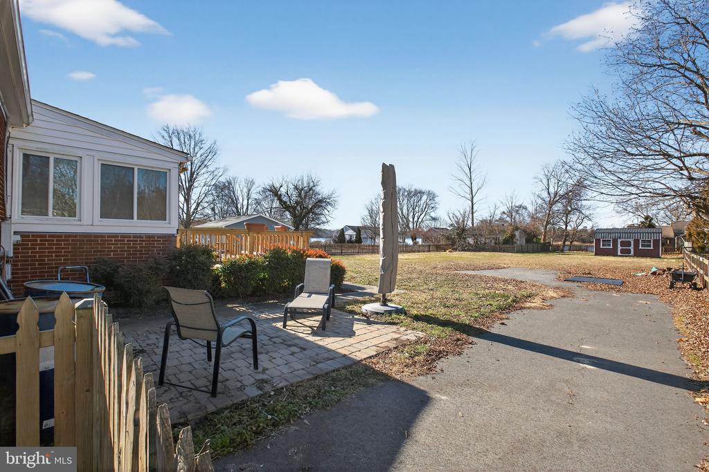 6228 POTOMAC DRIVE