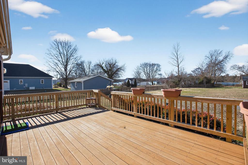 6228 POTOMAC DRIVE