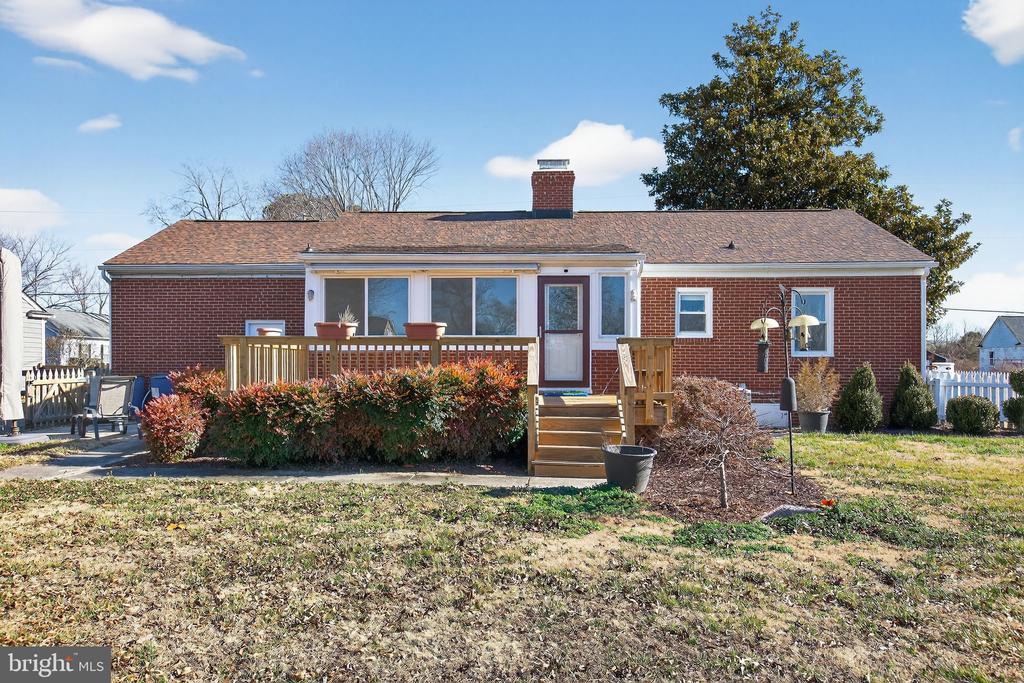 6228 POTOMAC DRIVE