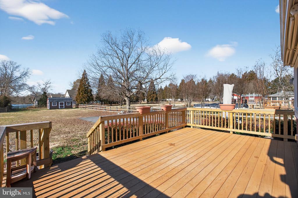 6228 POTOMAC DRIVE