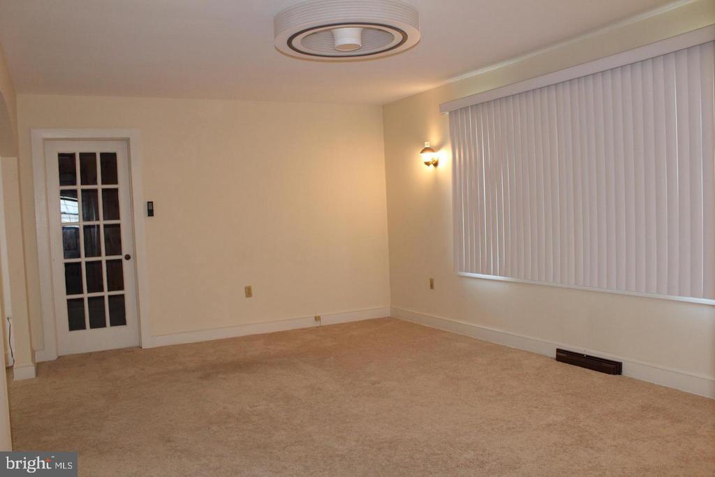 6031 ROSEDALE DRIVE
