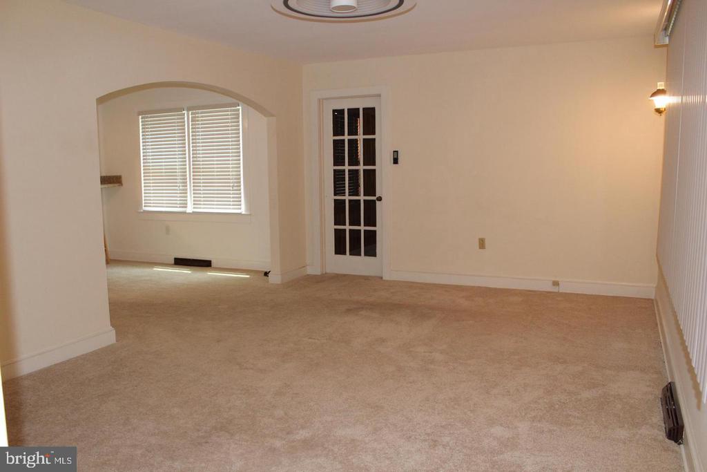 6031 ROSEDALE DRIVE