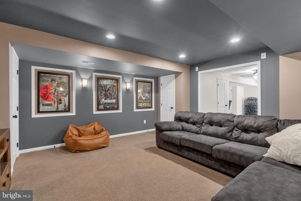 6149 HAWSER DRIVE