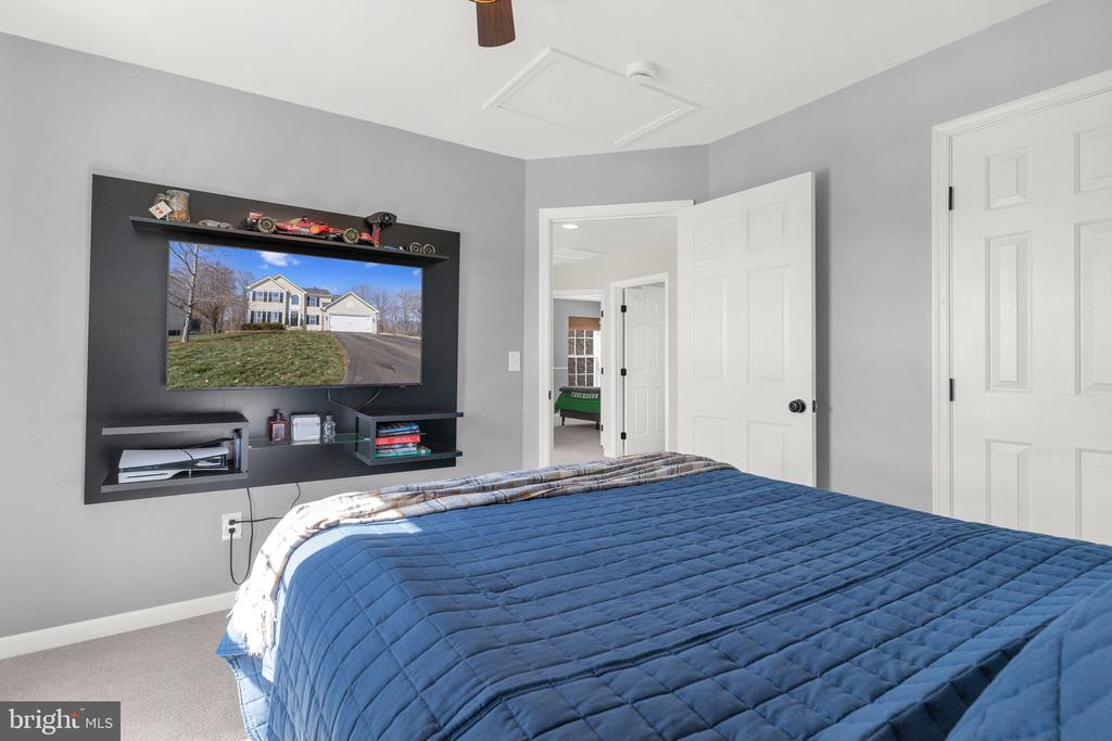 6149 HAWSER DRIVE