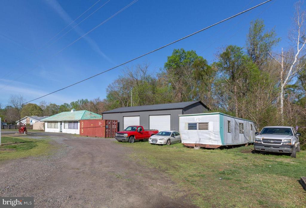 8294 and 8286 JAMES MADISON PARKWAY