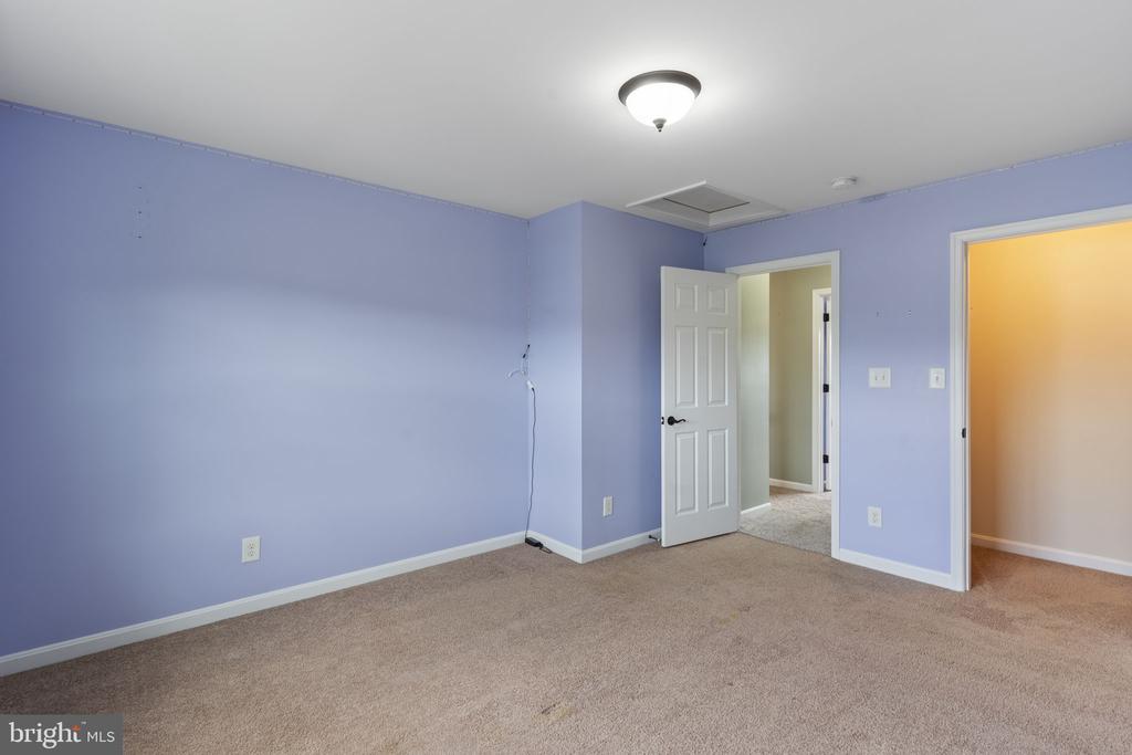 5270 LONGBOW ROAD