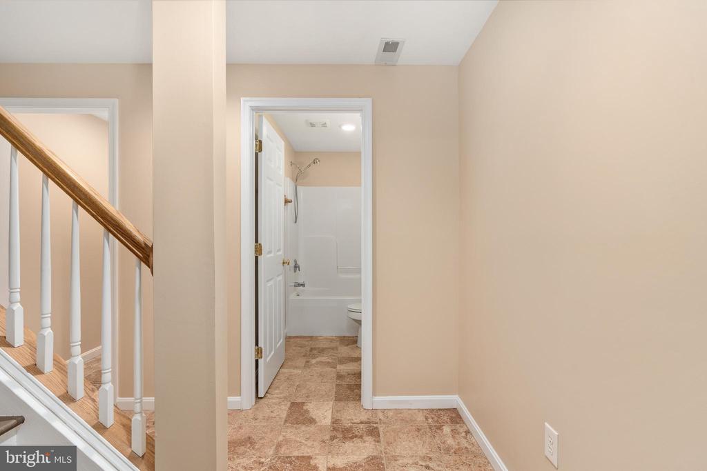 6987 AIDAN WAY