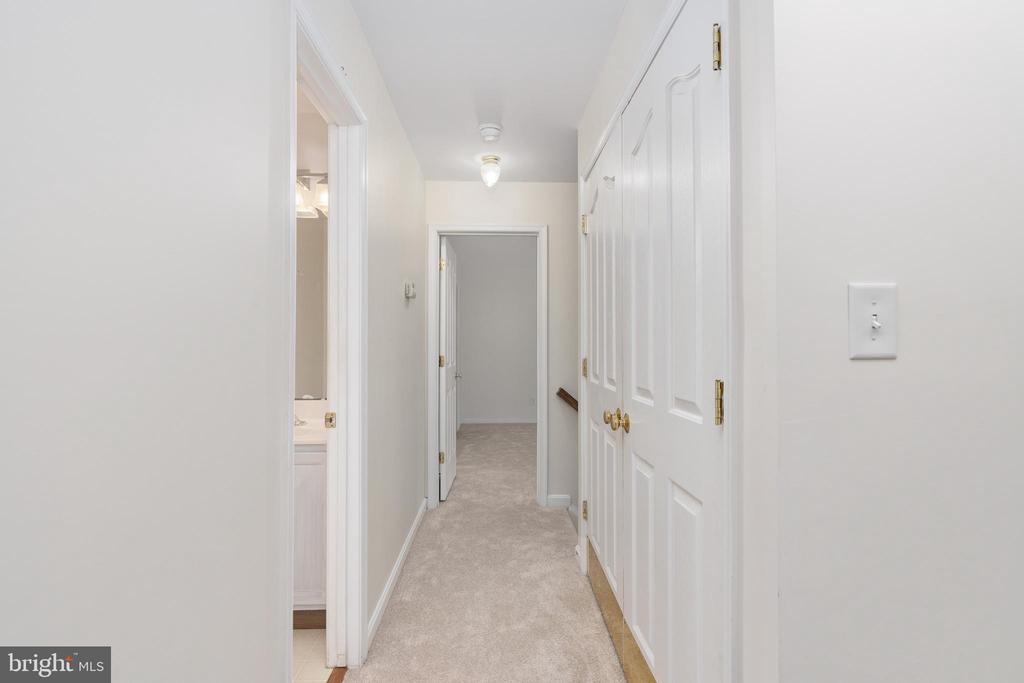 6987 AIDAN WAY