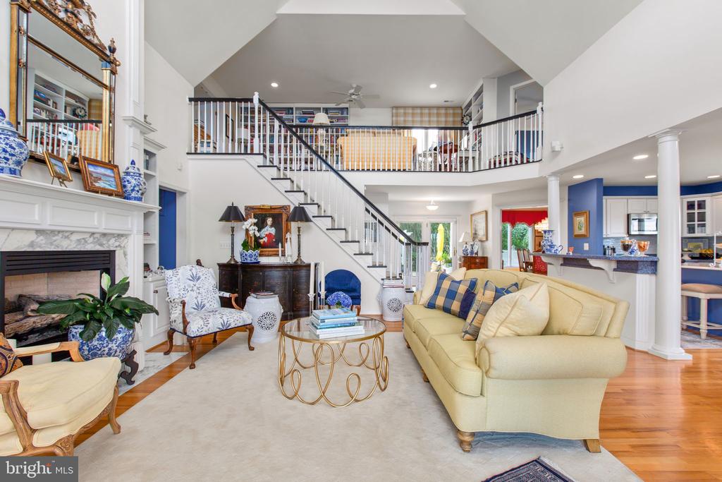 6049 POTOMAC LANDING DRIVE