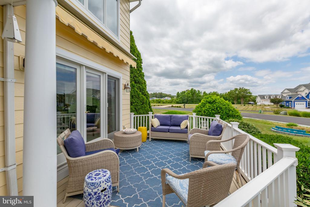 6049 POTOMAC LANDING DRIVE