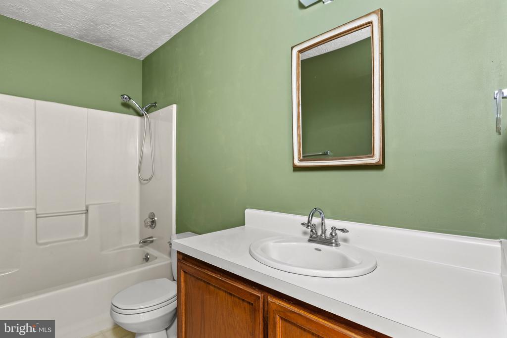 10346 MT VERNON CIRCLE