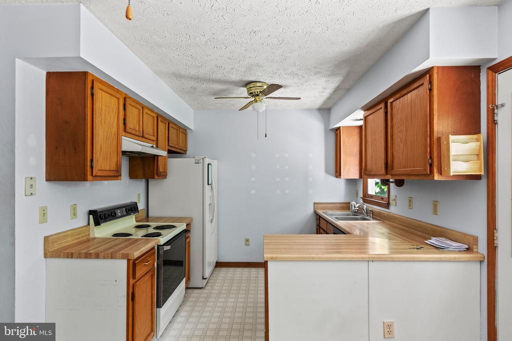 10346 MT VERNON CIRCLE
