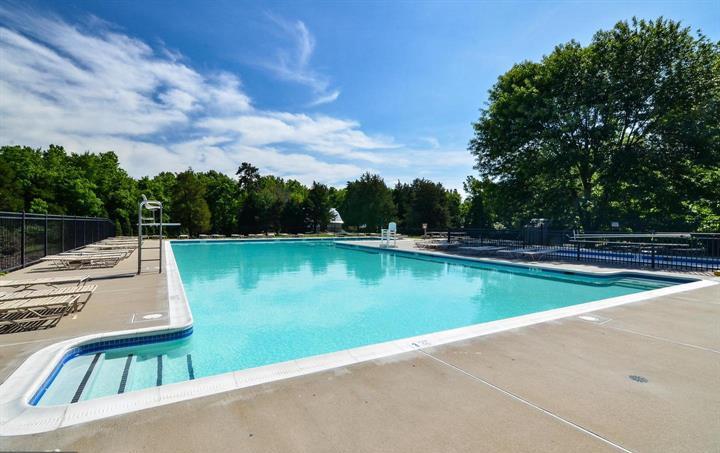 10346 MT VERNON CIRCLE