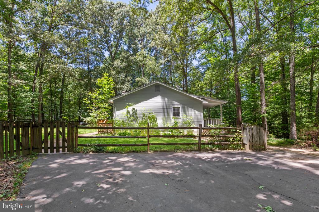 10346 MT VERNON CIRCLE