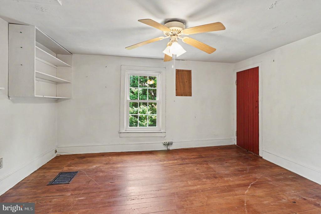 17345 EMMA LANE