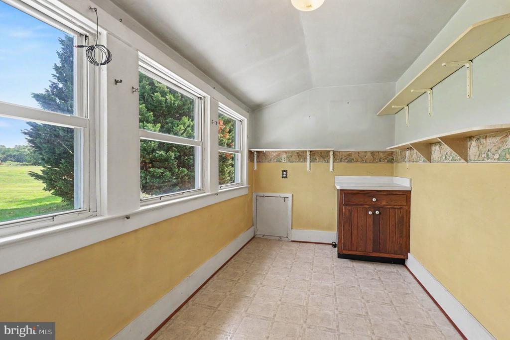 17345 EMMA LANE