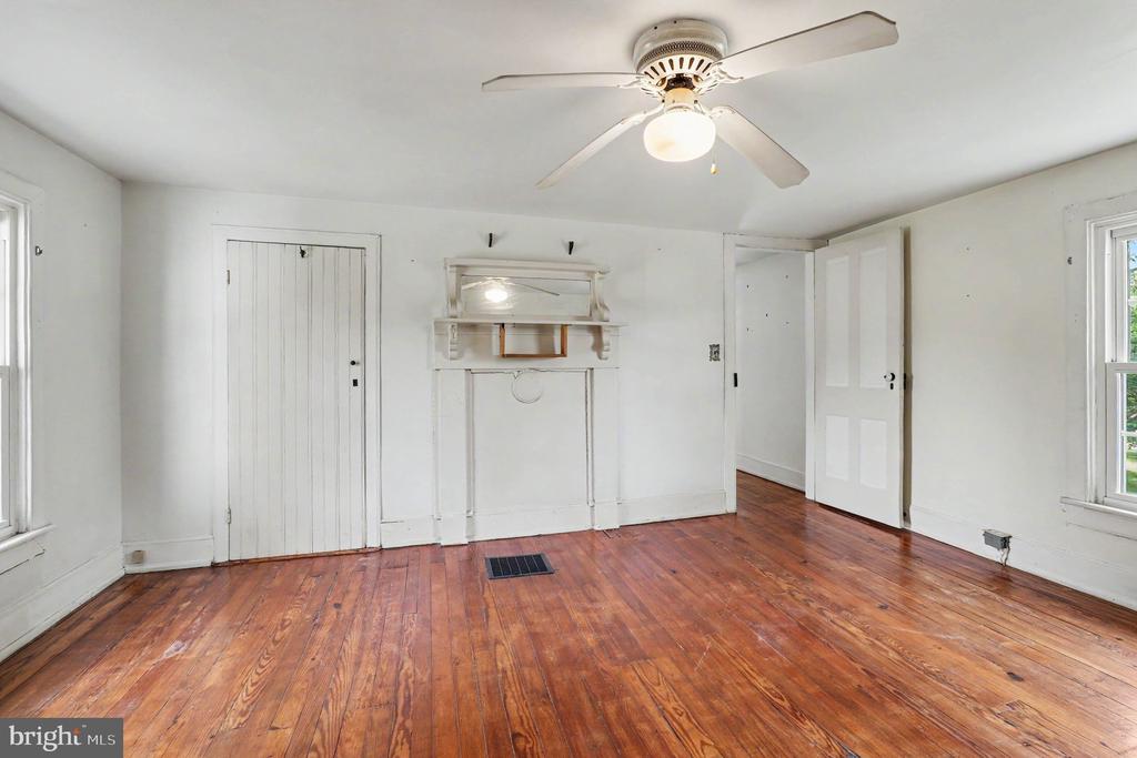 17345 EMMA LANE