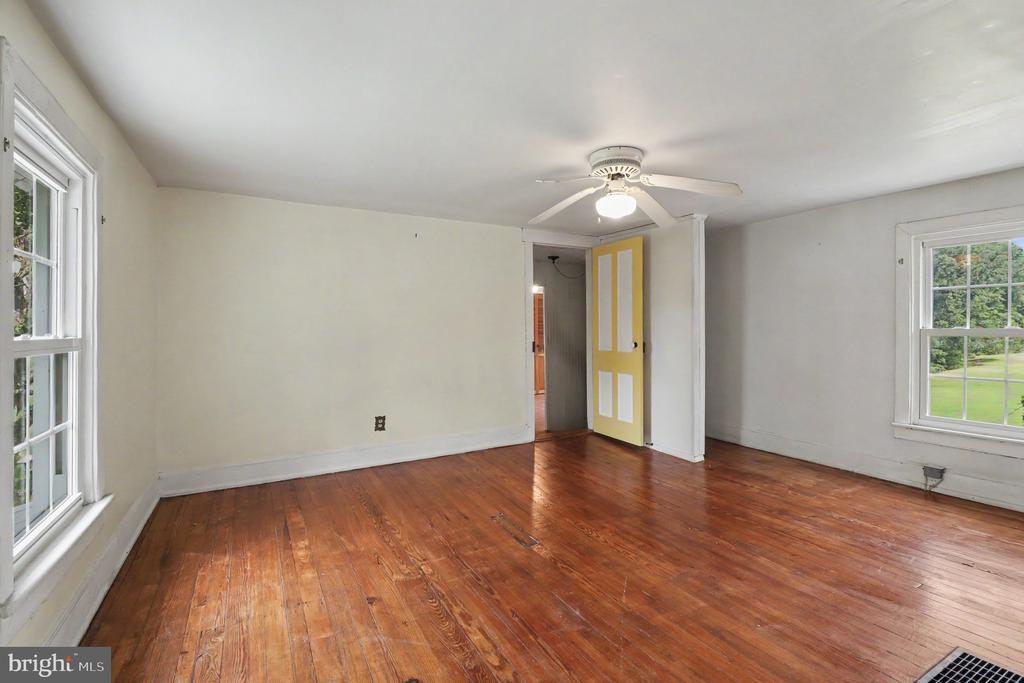 17345 EMMA LANE