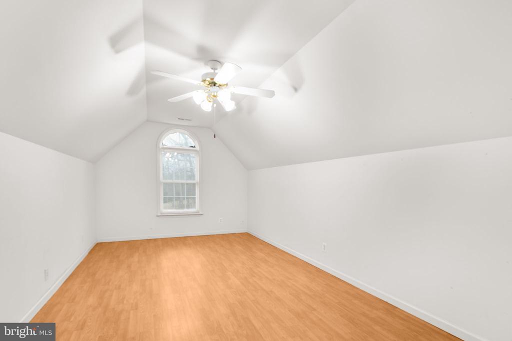 10721 COLBYS LANE