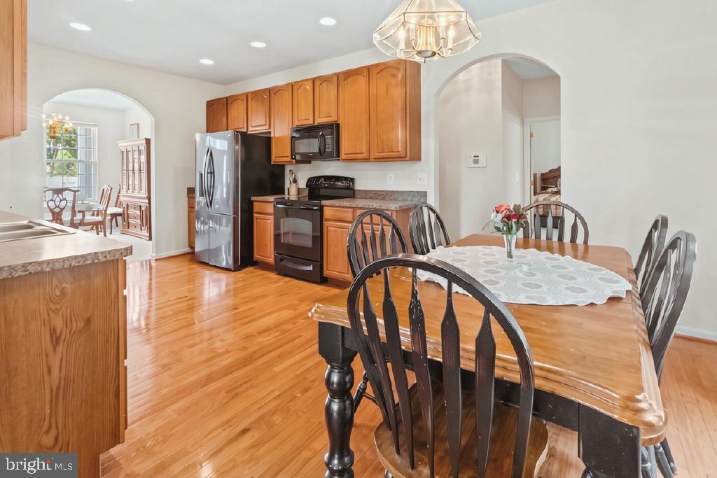 17088 WINDWARD LANE