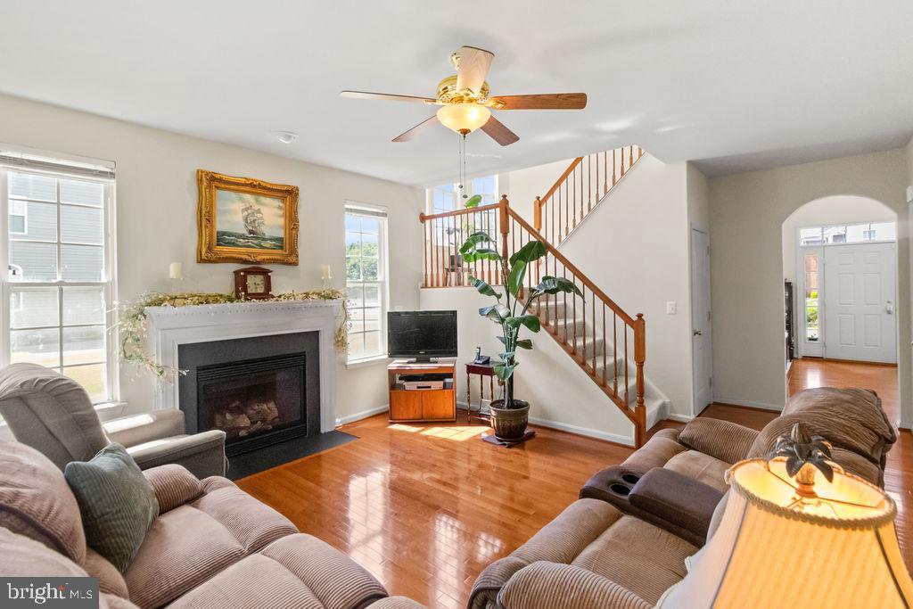 17088 WINDWARD LANE