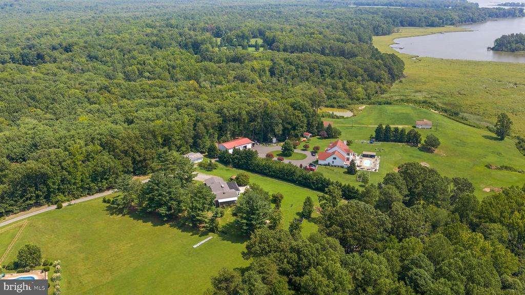 18002 ROSIERS CREEK LANE