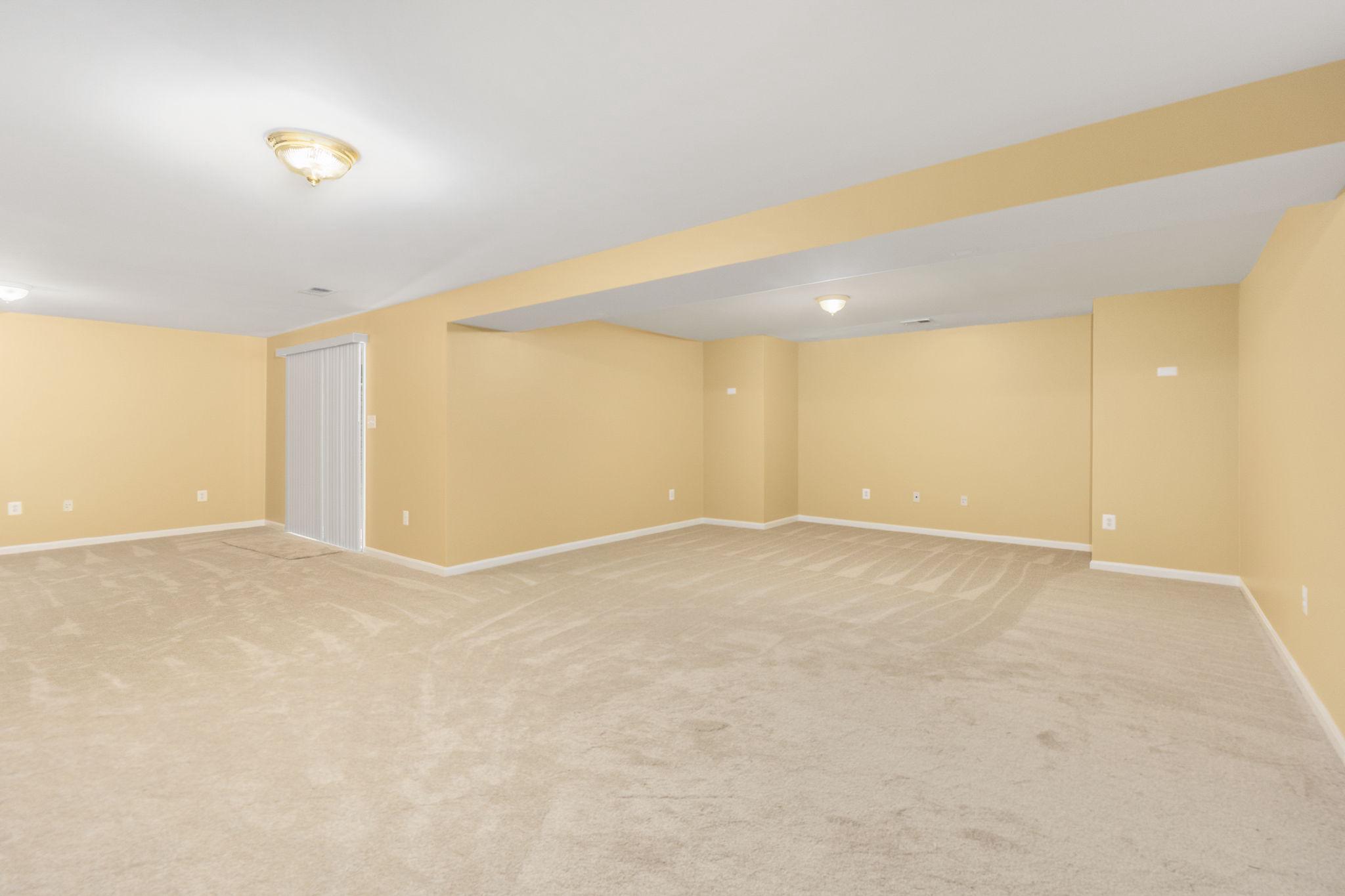 9956 WORMAN DRIVE