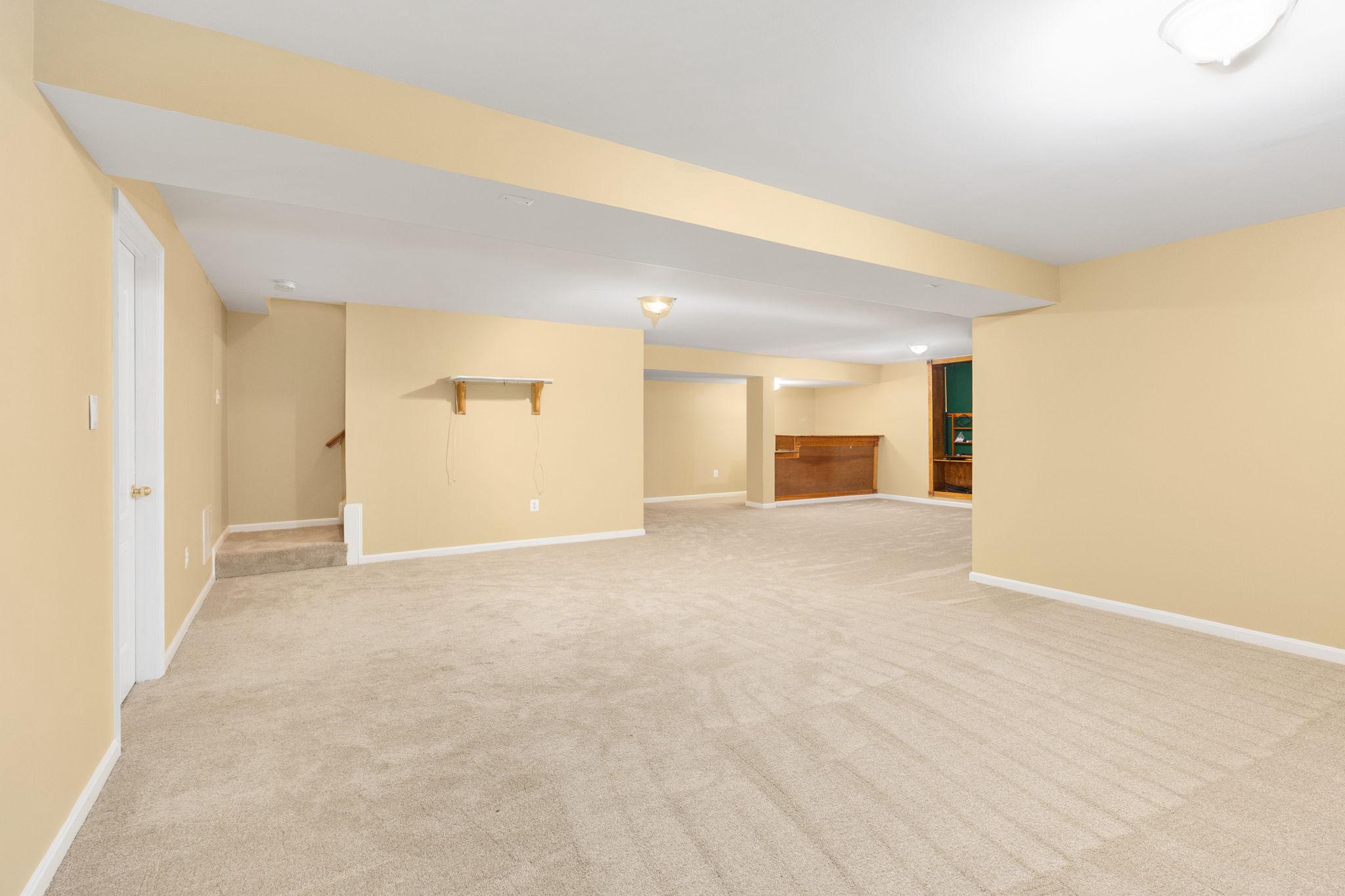 9956 WORMAN DRIVE