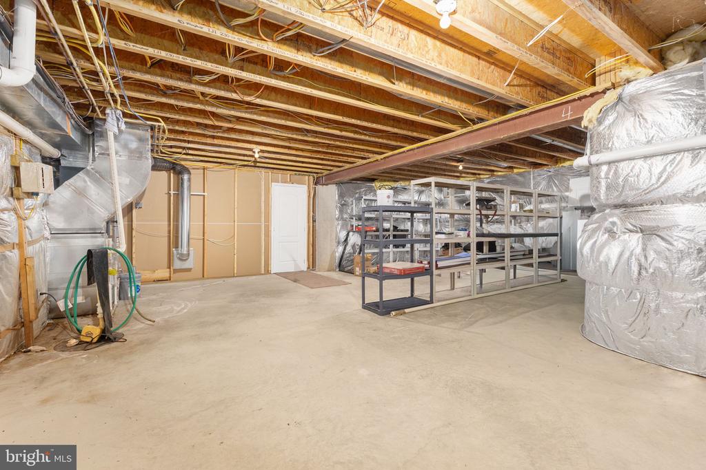9956 WORMAN DRIVE