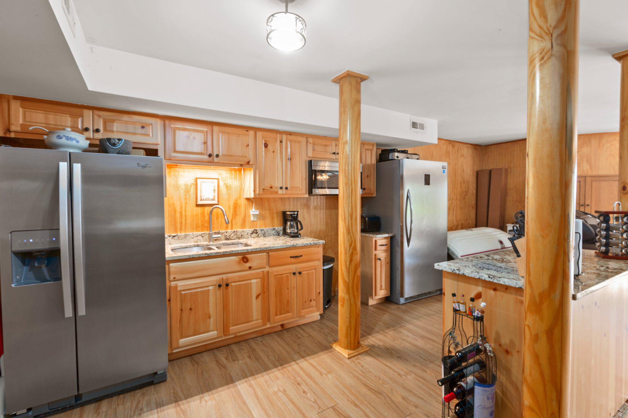 5405 KINGS HIGHWAY HIGHWAY