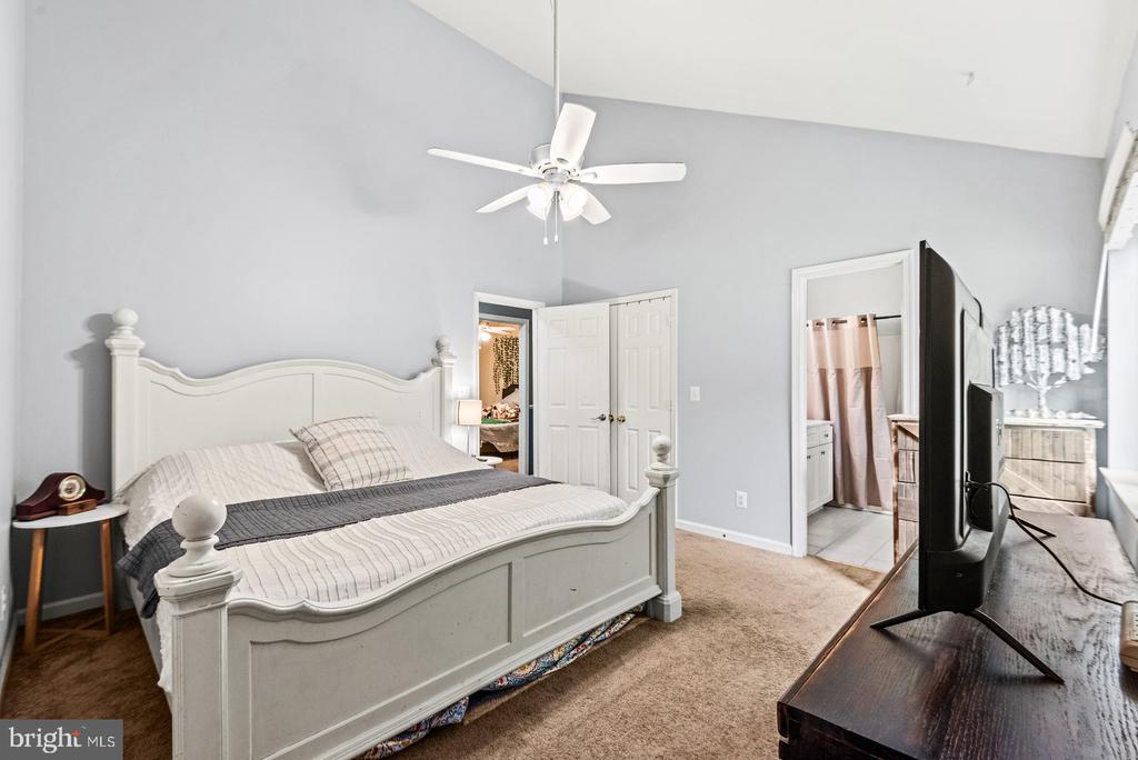 5978 DELONG MULROY LANE