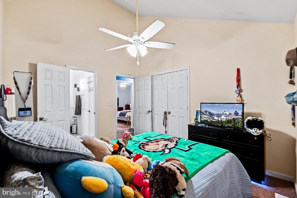 5978 DELONG MULROY LANE