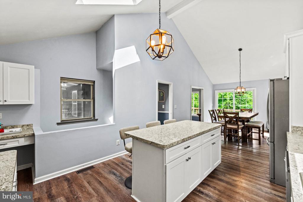 5978 DELONG MULROY LANE