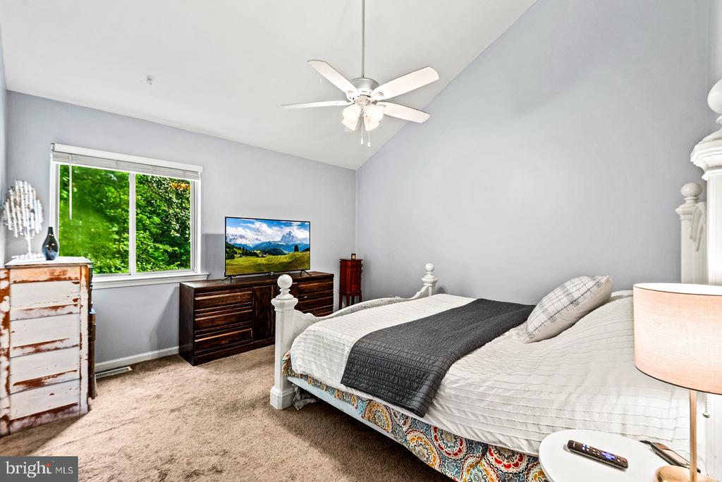 5978 DELONG MULROY LANE