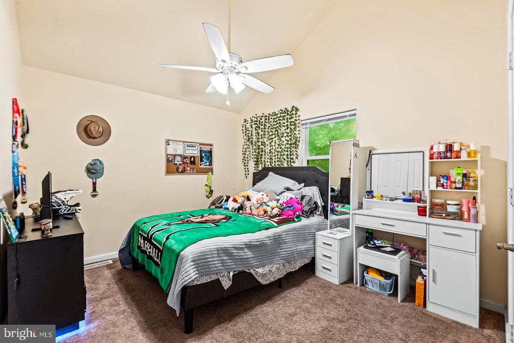 5978 DELONG MULROY LANE
