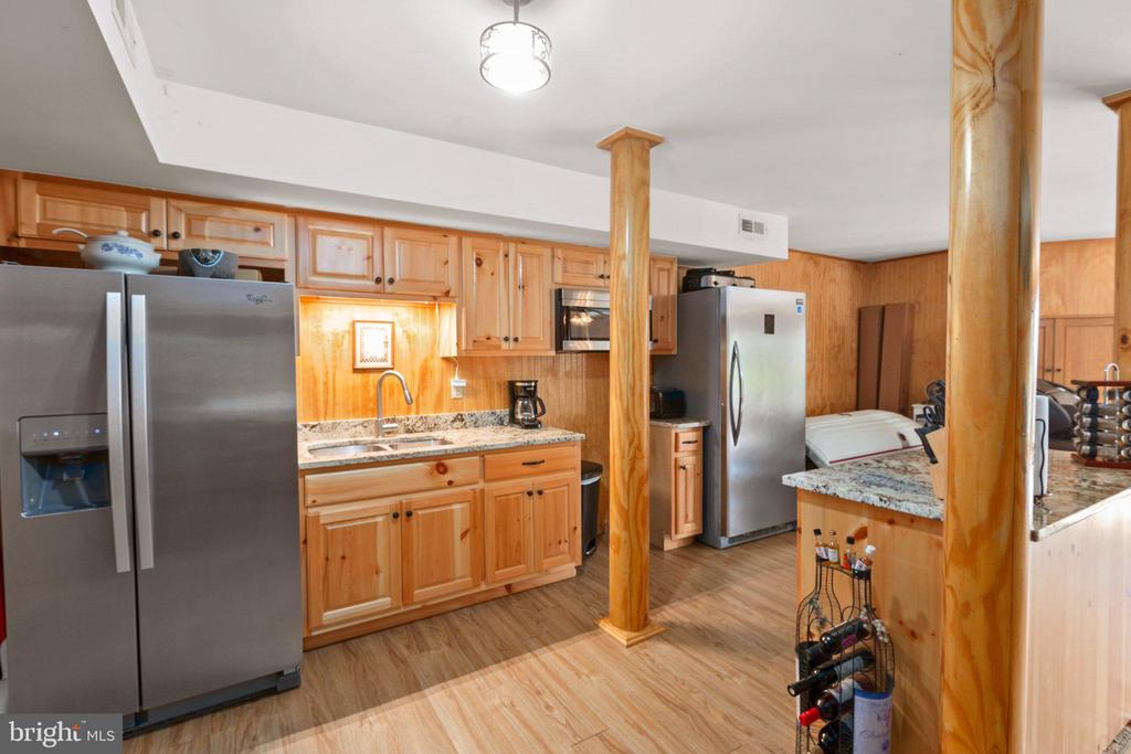 5405 KINGS HIGHWAY