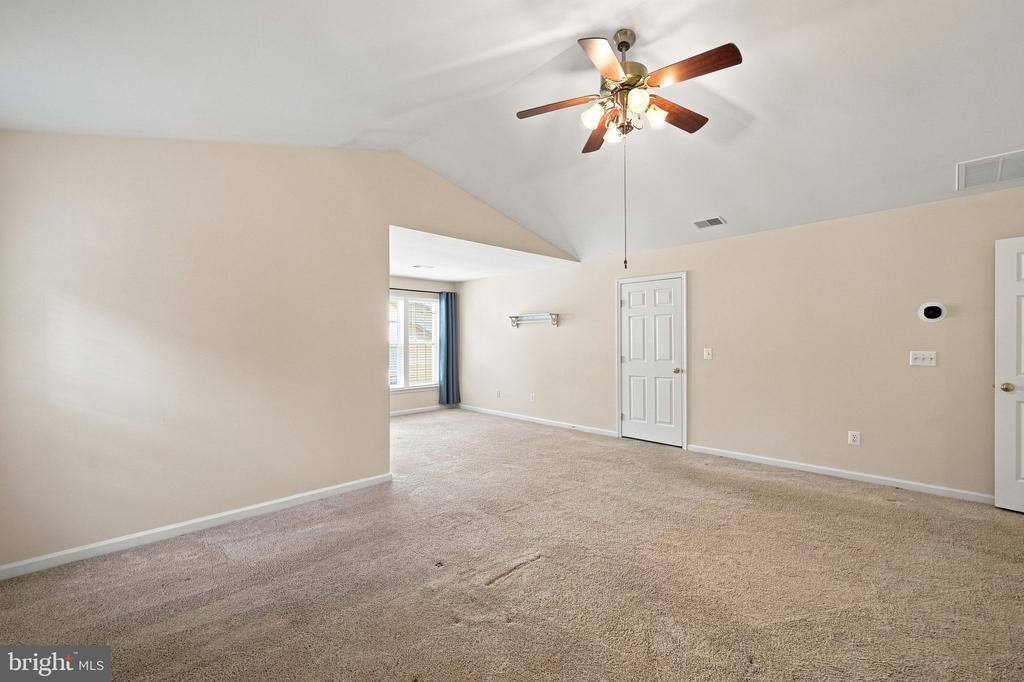 5972 PARSONS LANE