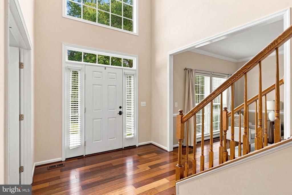 5972 PARSONS LANE