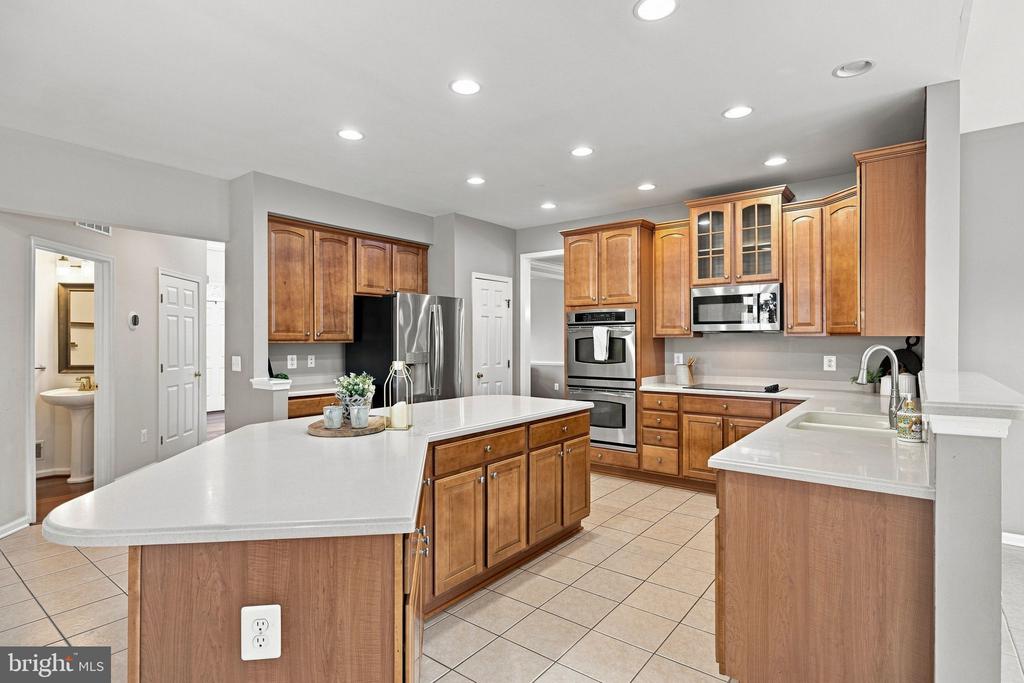 5972 PARSONS LANE
