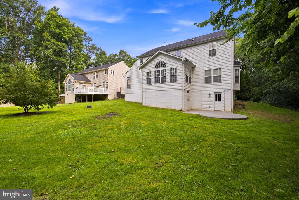 5972 PARSONS LANE