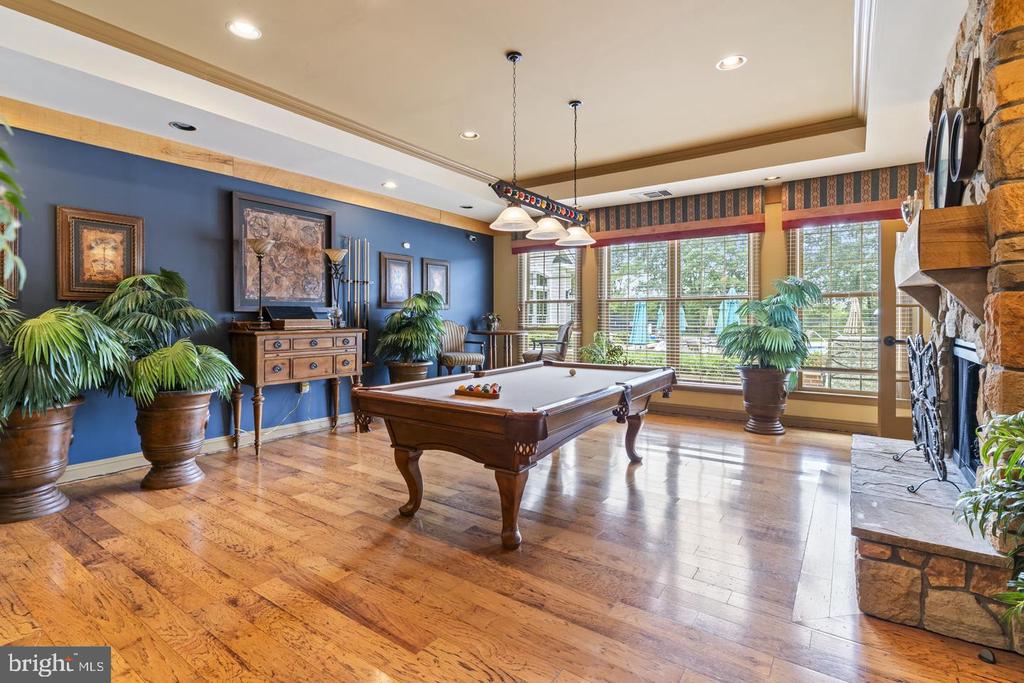 5972 PARSONS LANE