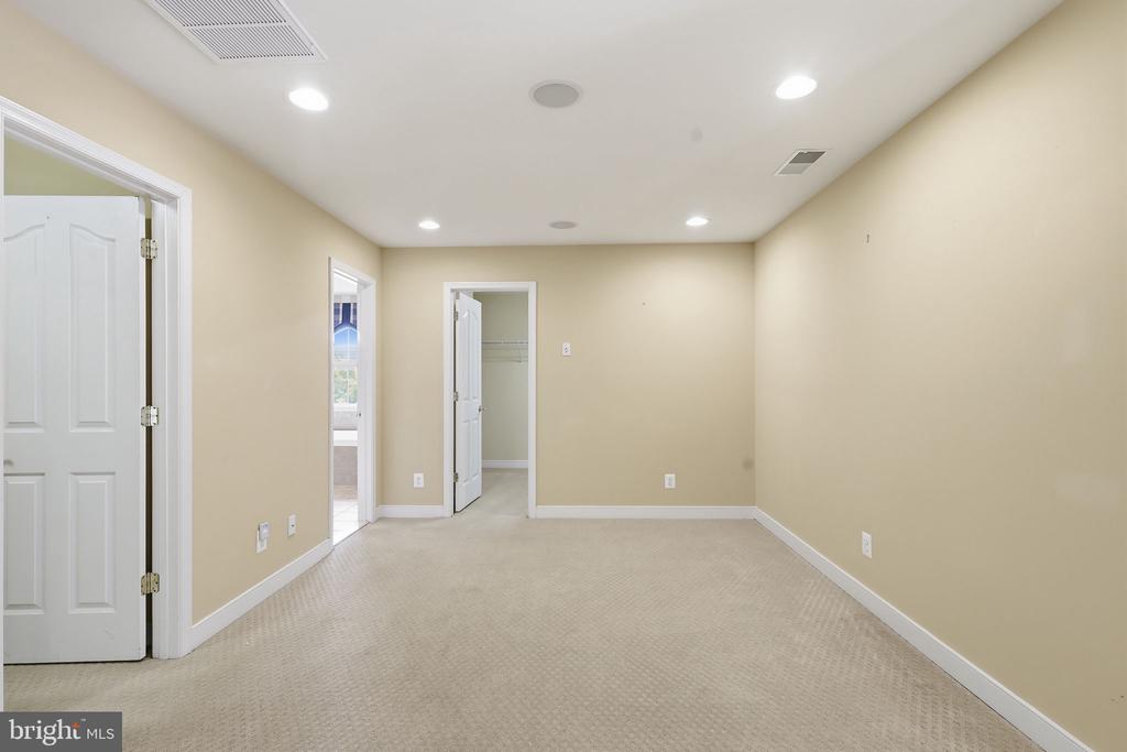 4397 CHATHAM DRIVE
