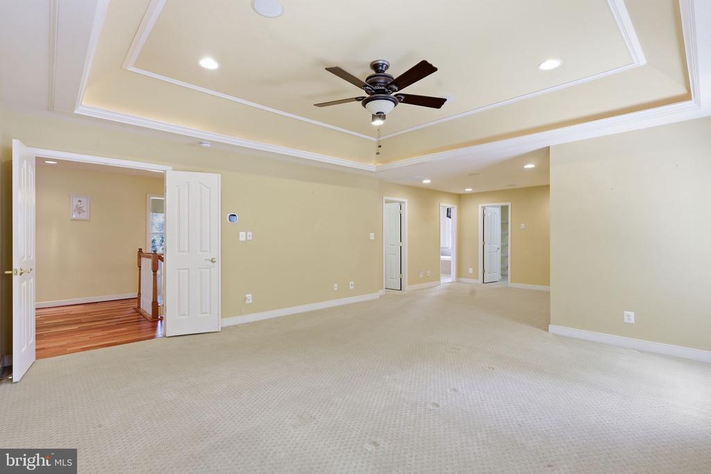 4397 CHATHAM DRIVE