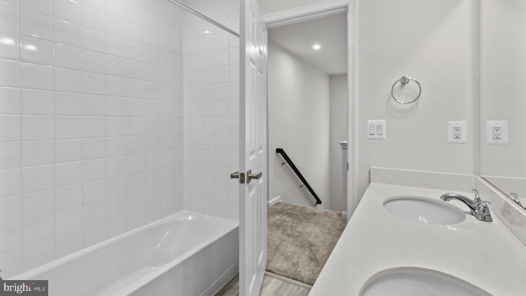 6360 POINTER LANE
