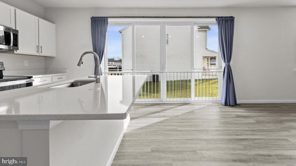 6360 POINTER LANE