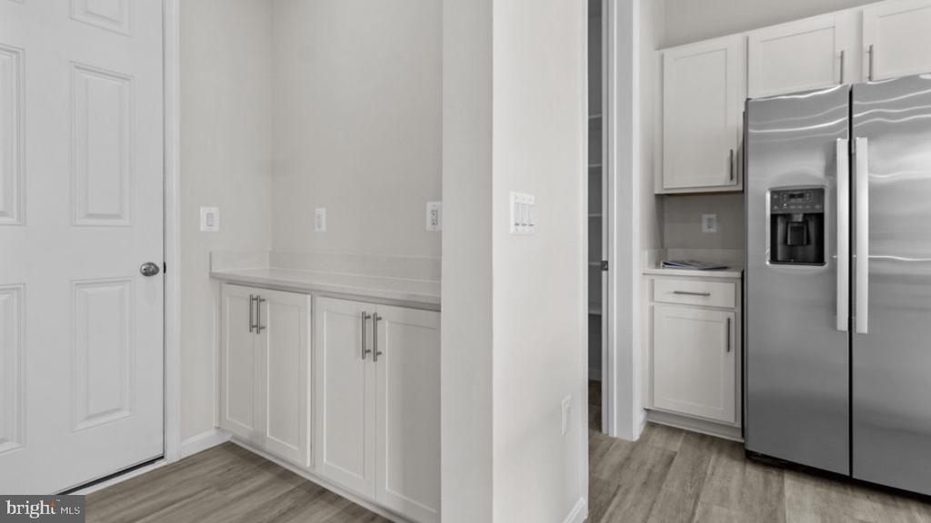 6360 POINTER LANE