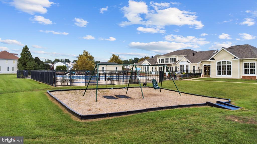 6360 POINTER LANE