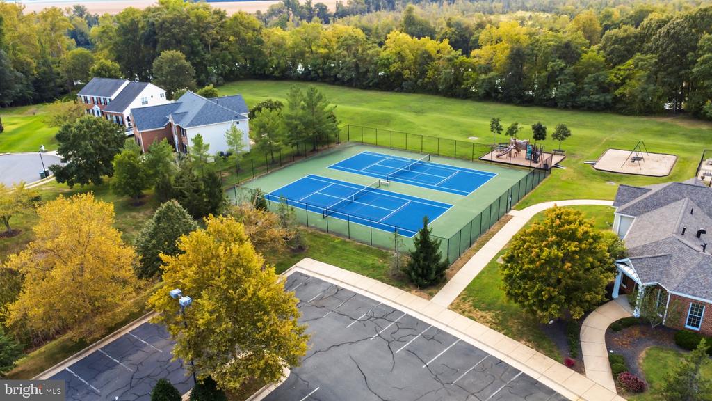 6360 POINTER LANE